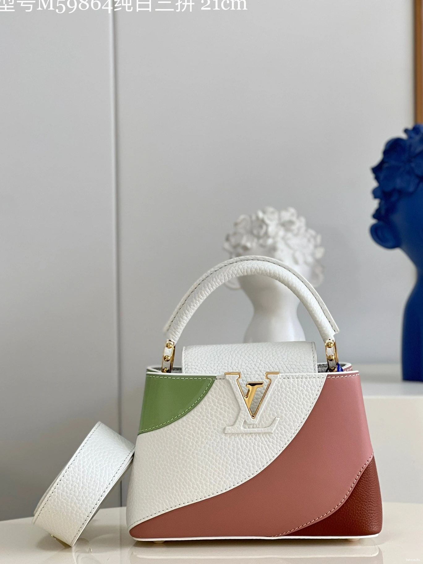 LOUIS VUITTON CAPUCINES MINI 0315